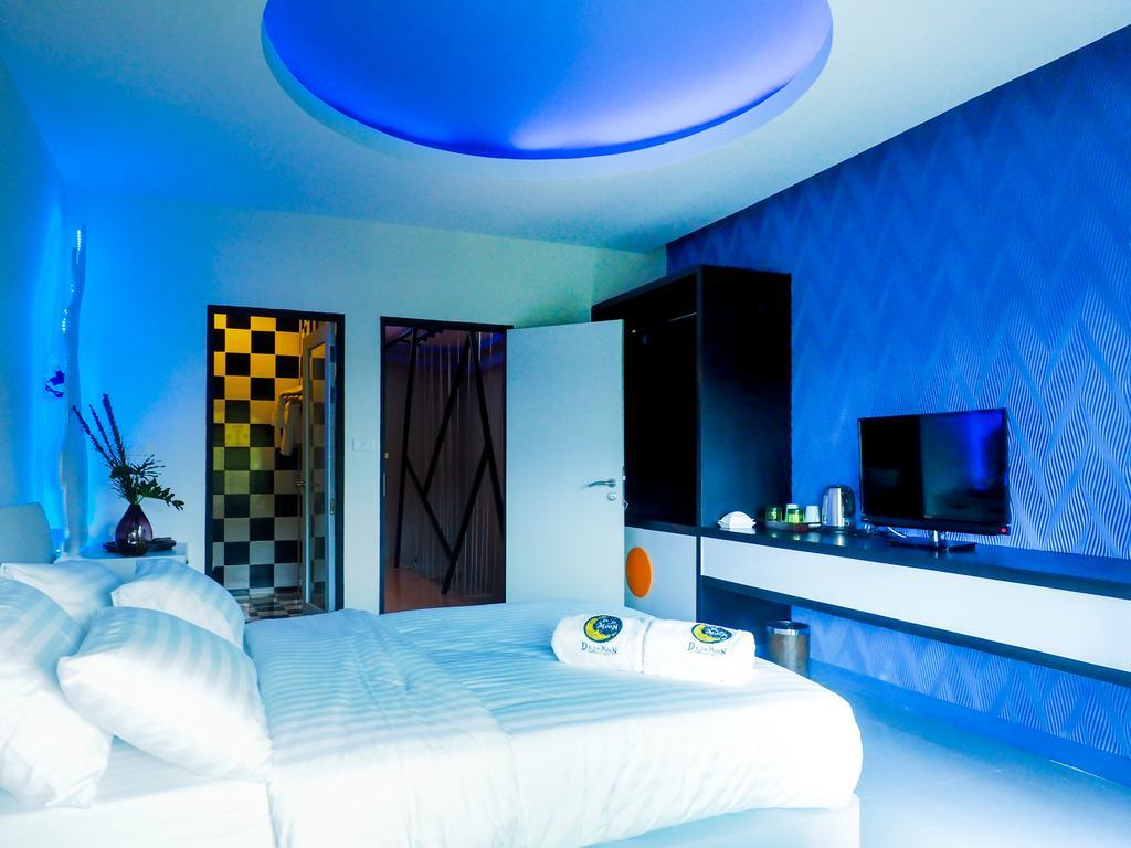 De Ja Moon Hostel Чиангмай Экстерьер фото